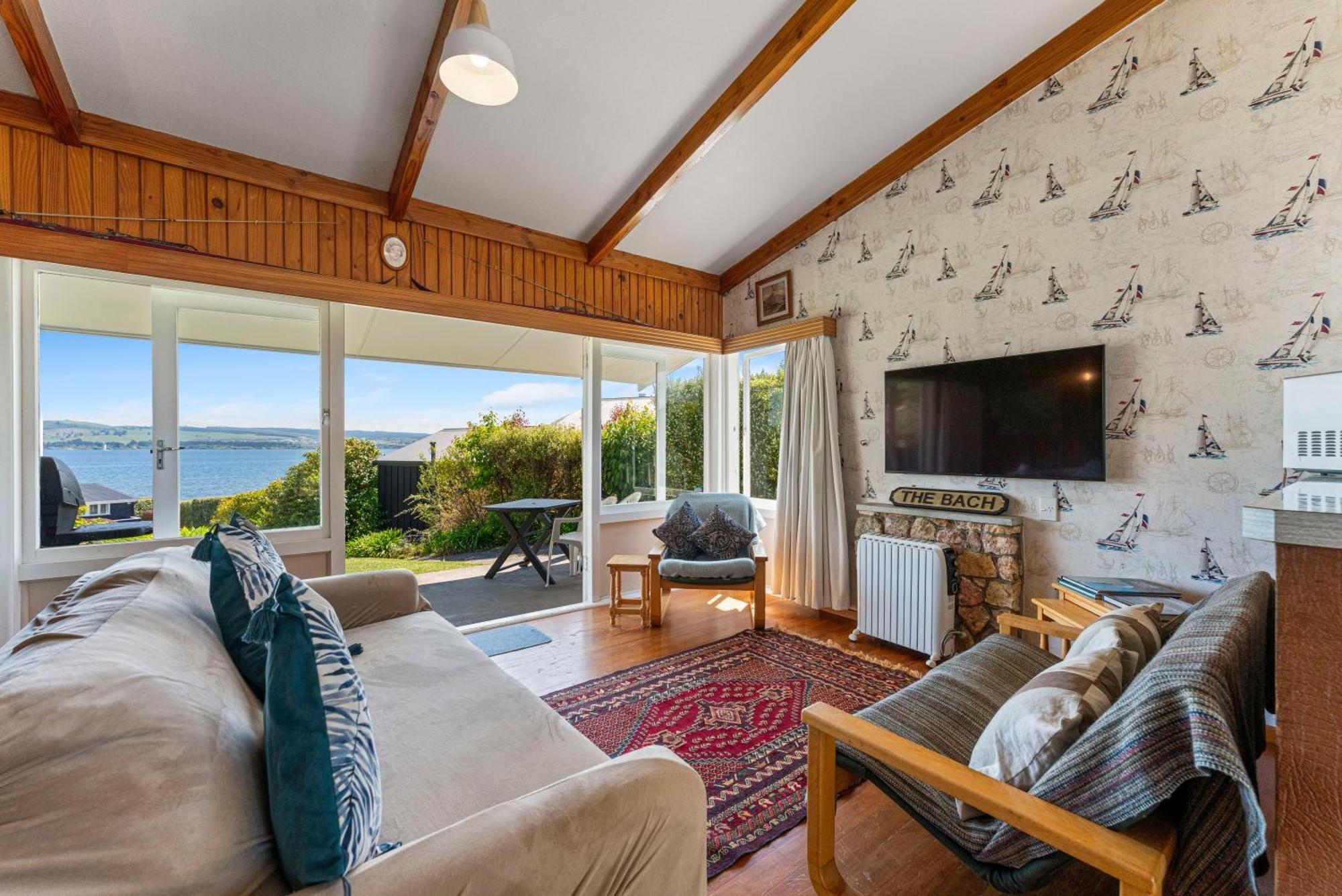 Lakeview Cottage - Rainbow Point Holiday Home Tauposjön Exteriör bild